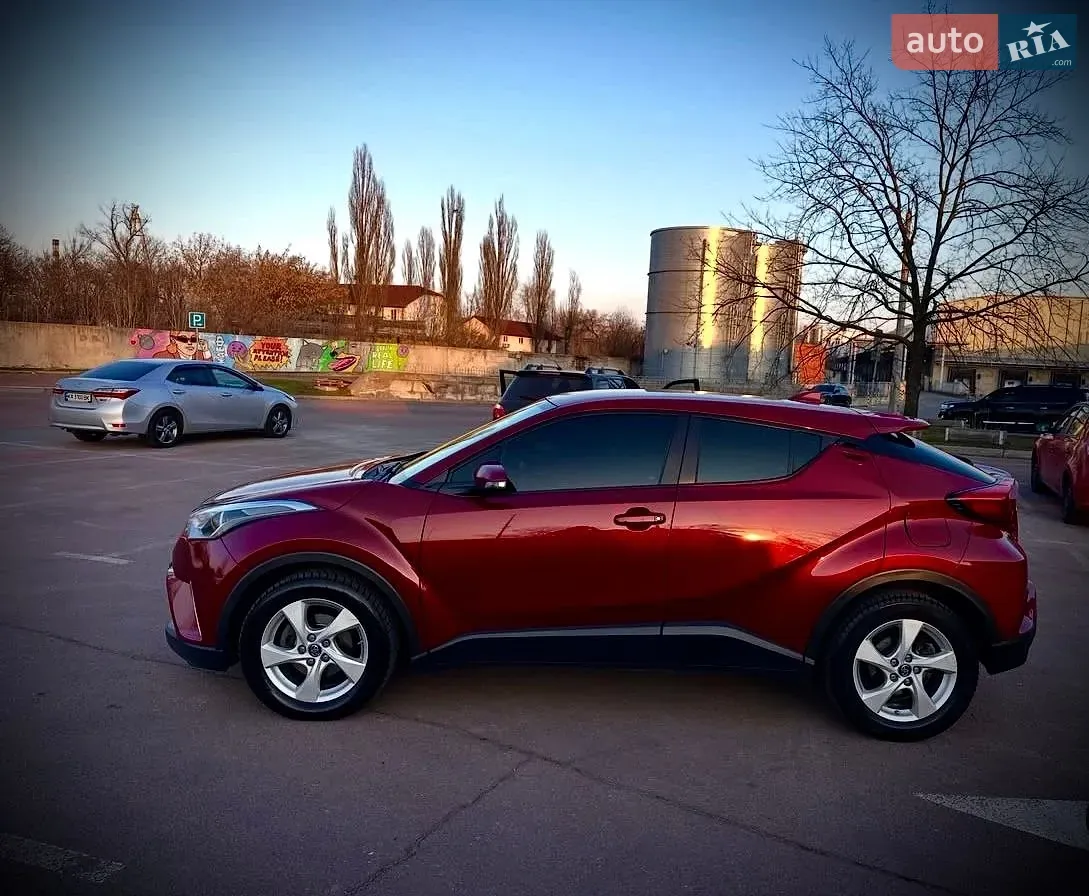 Toyota C-Hr 2017 photo 5