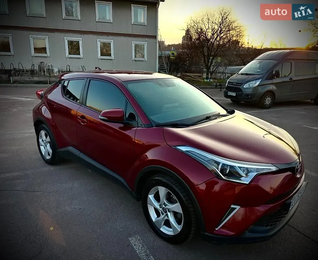 Toyota C-Hr 2017 photo 3