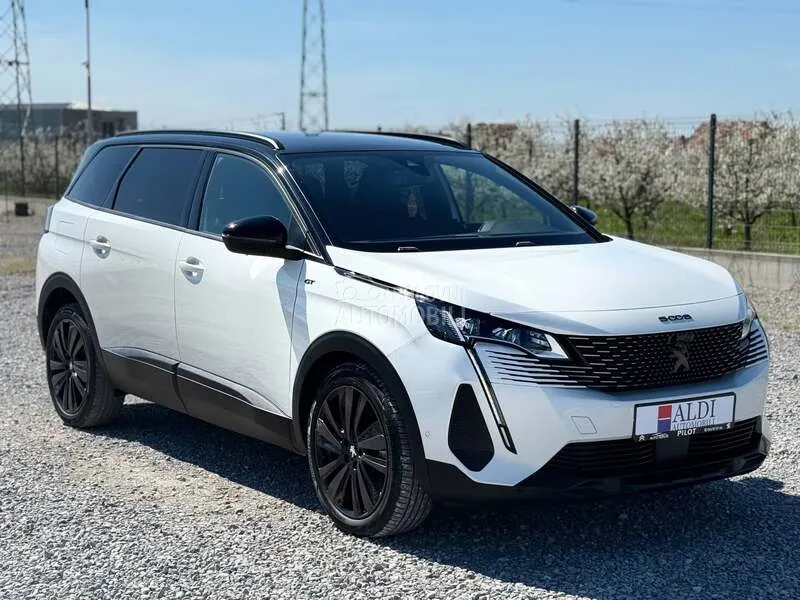 Peugeot 5008 2021 photo 3