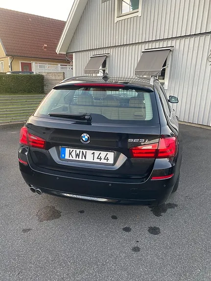 BMW 523I 2011 photo 3