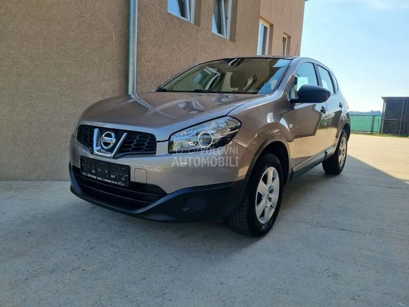 Nissan Qashqai 2012 photo 2
