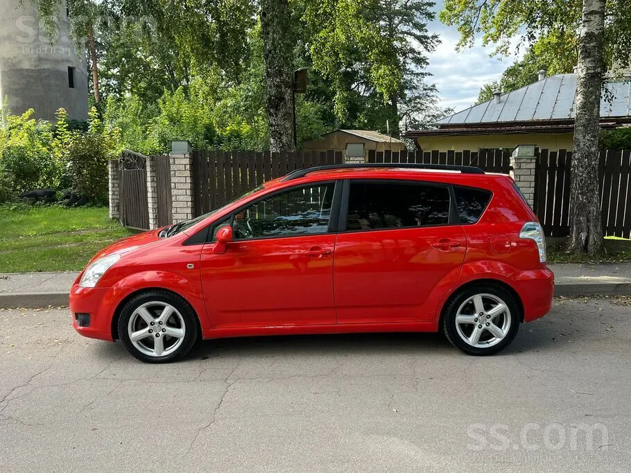 Toyota Corolla Verso 2009 photo 2