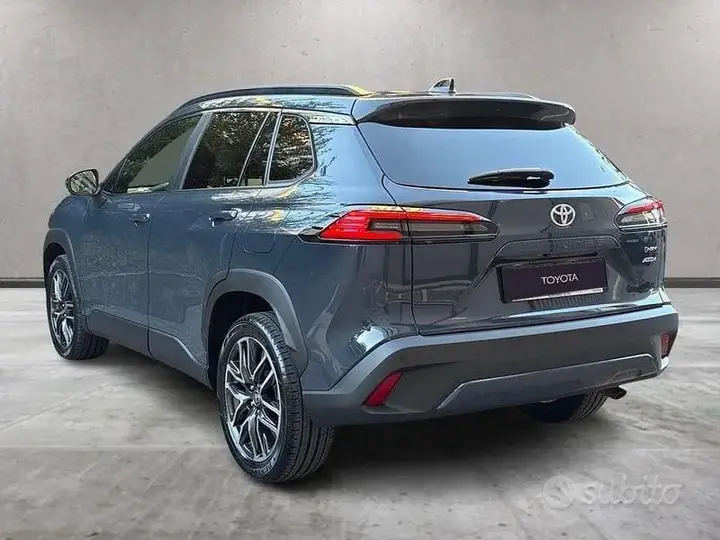 Toyota Corolla Cross 2025 photo 2
