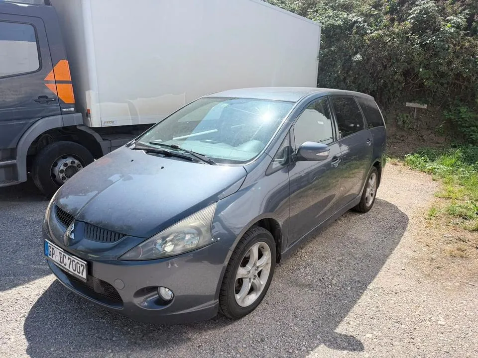 Mitsubishi Grandis