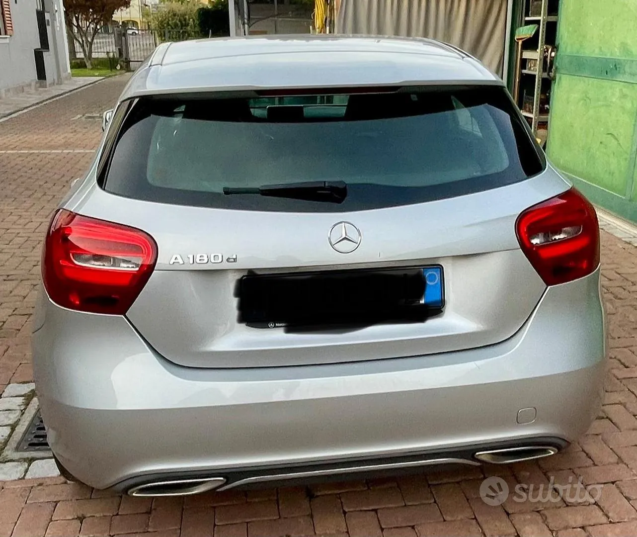 Mercedes-Benz A 2017 photo 2