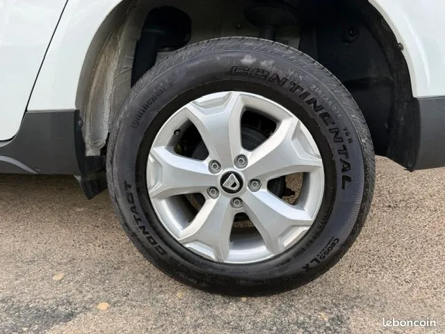 Dacia Duster 2021 photo 4