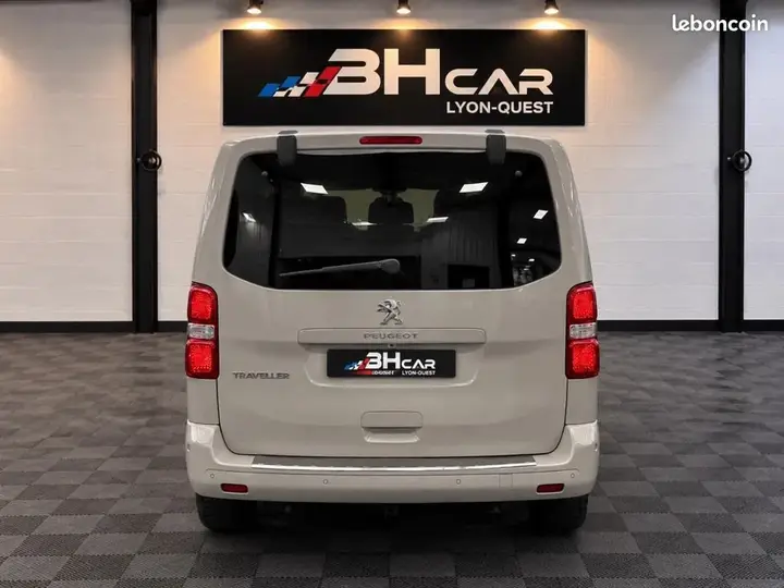Peugeot Traveller 2016 photo 4