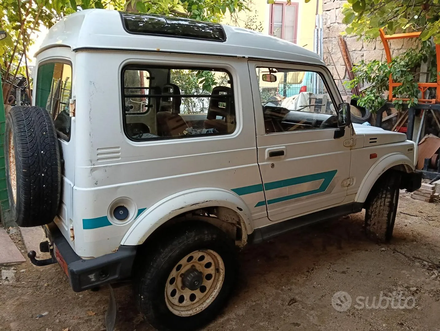 Suzuki Samurai 1988 photo 2