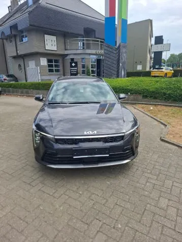 Kia K4 Sportswagon