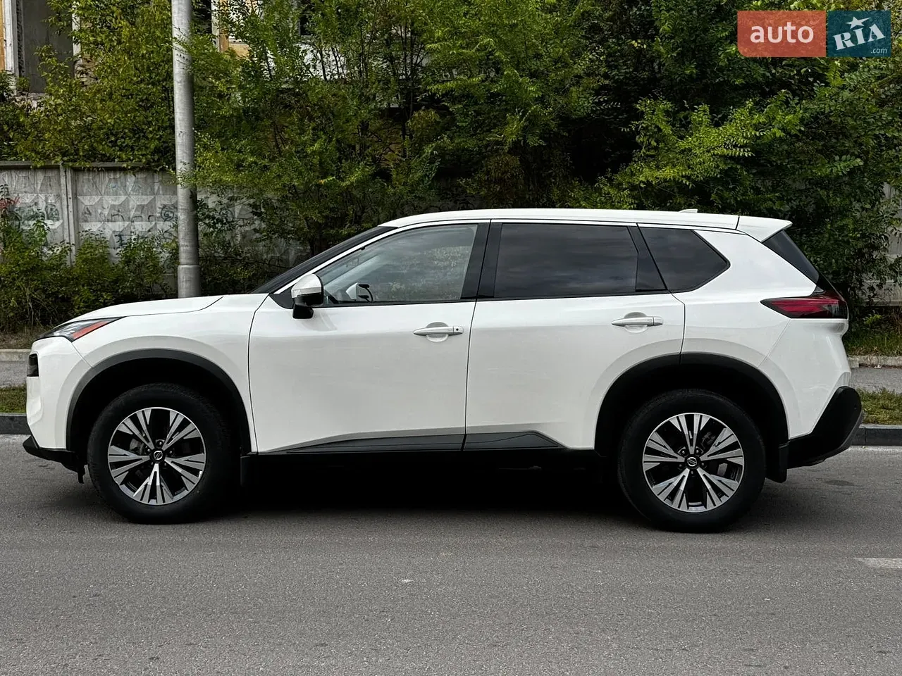 Nissan Rogue 2020 photo 2