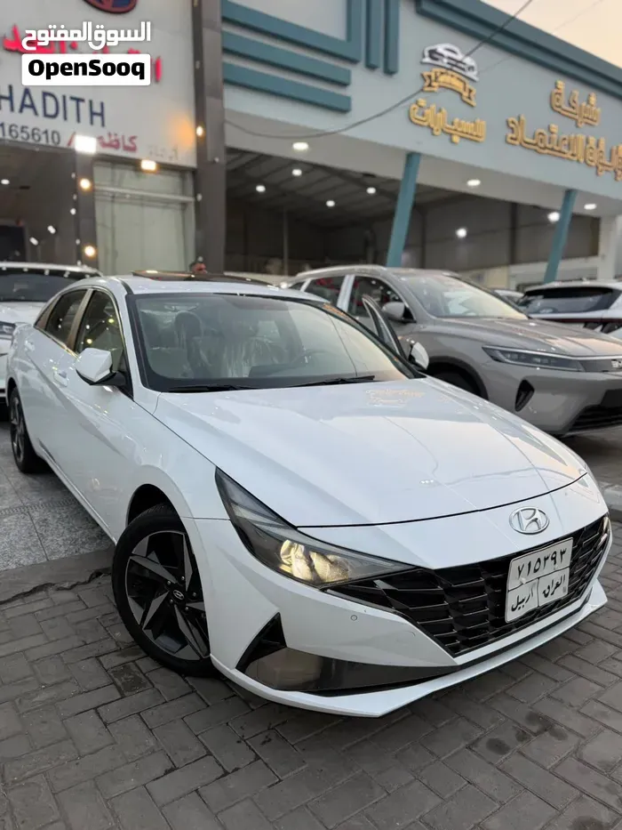 Hyundai Elantra 2022 photo 2