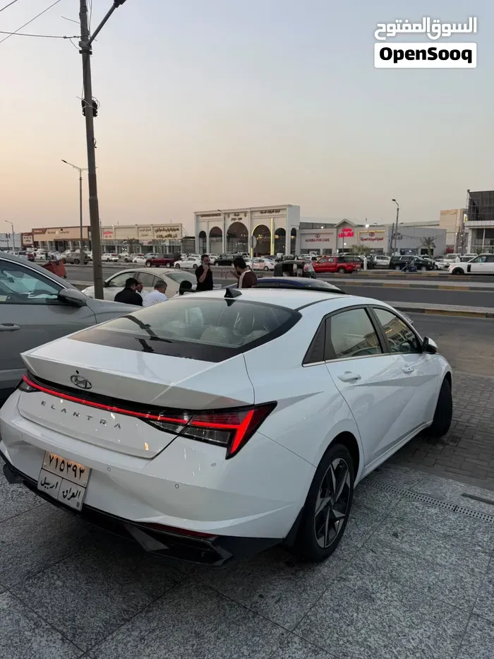 Hyundai Elantra 2022 photo 4