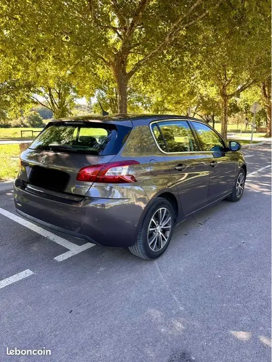 Peugeot 308 2016 photo 2