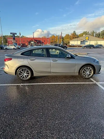 BMW 218I 2022 photo 4