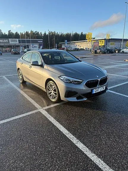 BMW 218I