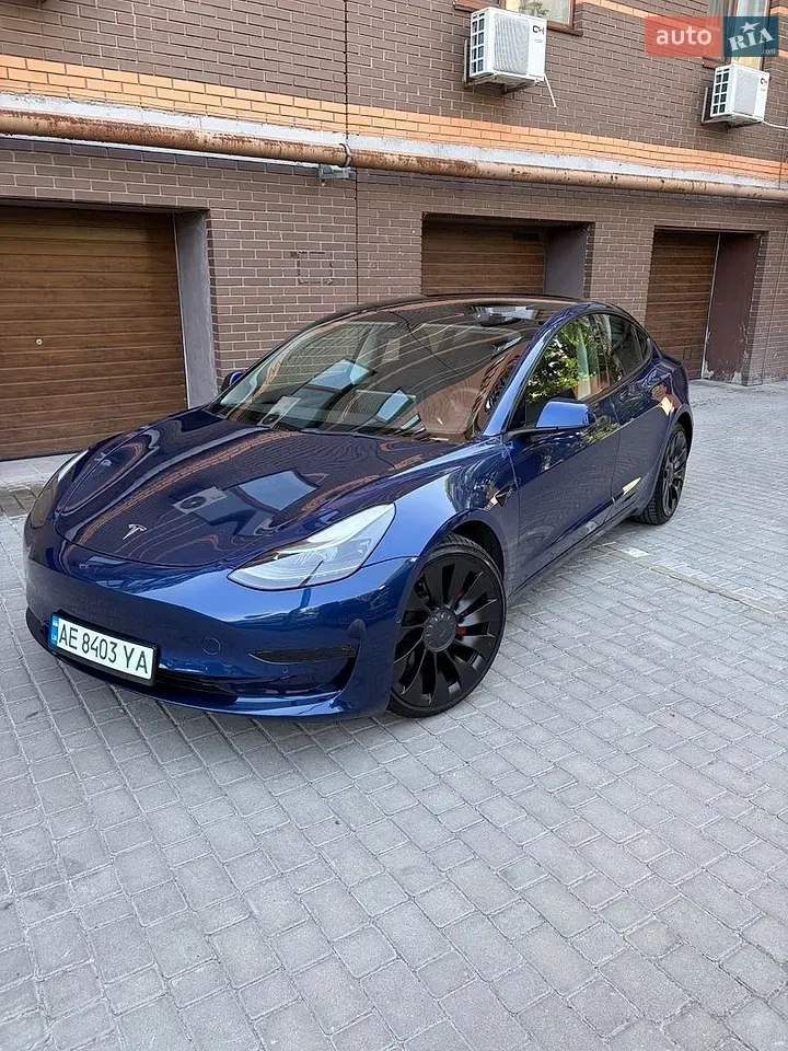 Tesla Model 3
