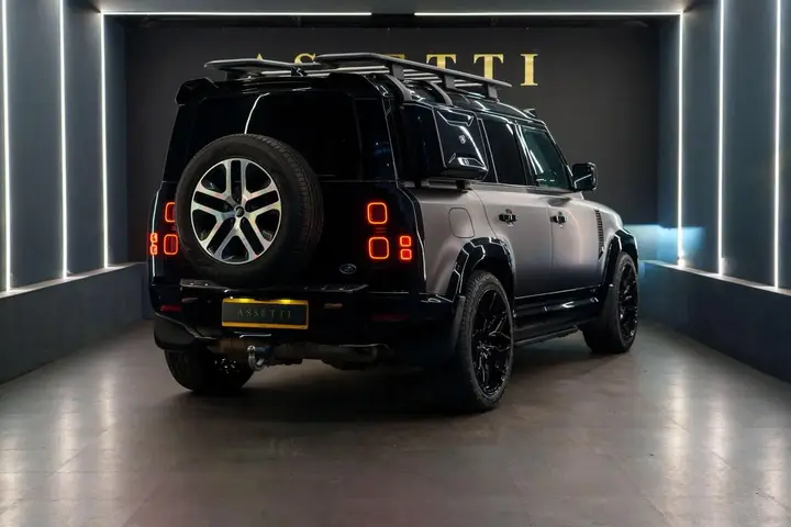 Land Rover Defender 110 2022 photo 3