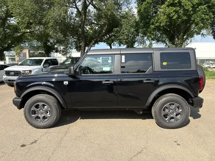 Ford Bronco 2026 photo 4