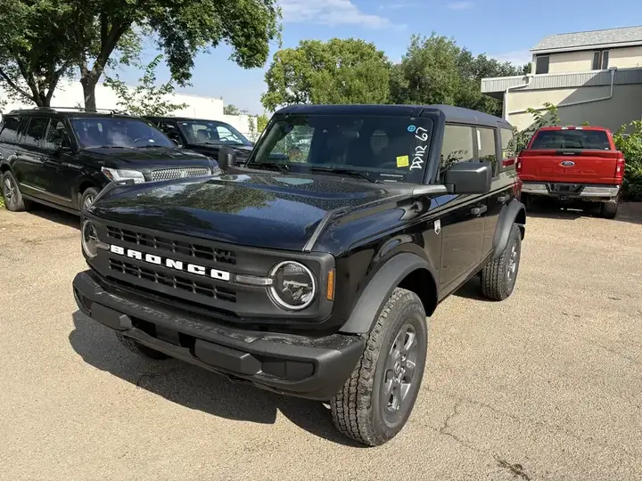 Ford Bronco 2026 photo 2