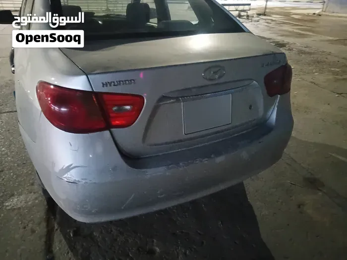 Hyundai Avante 2009 photo 4