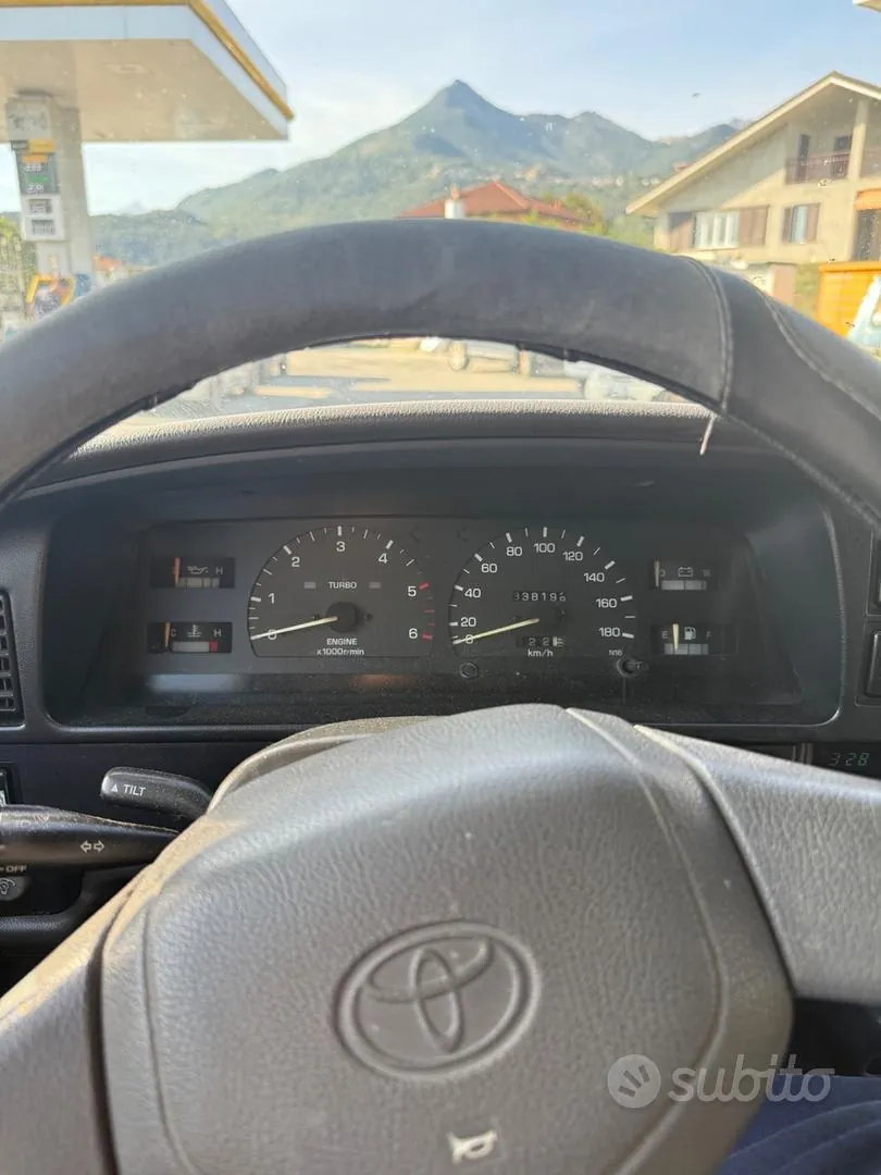 Toyota 4 Runner 1993 photo 5