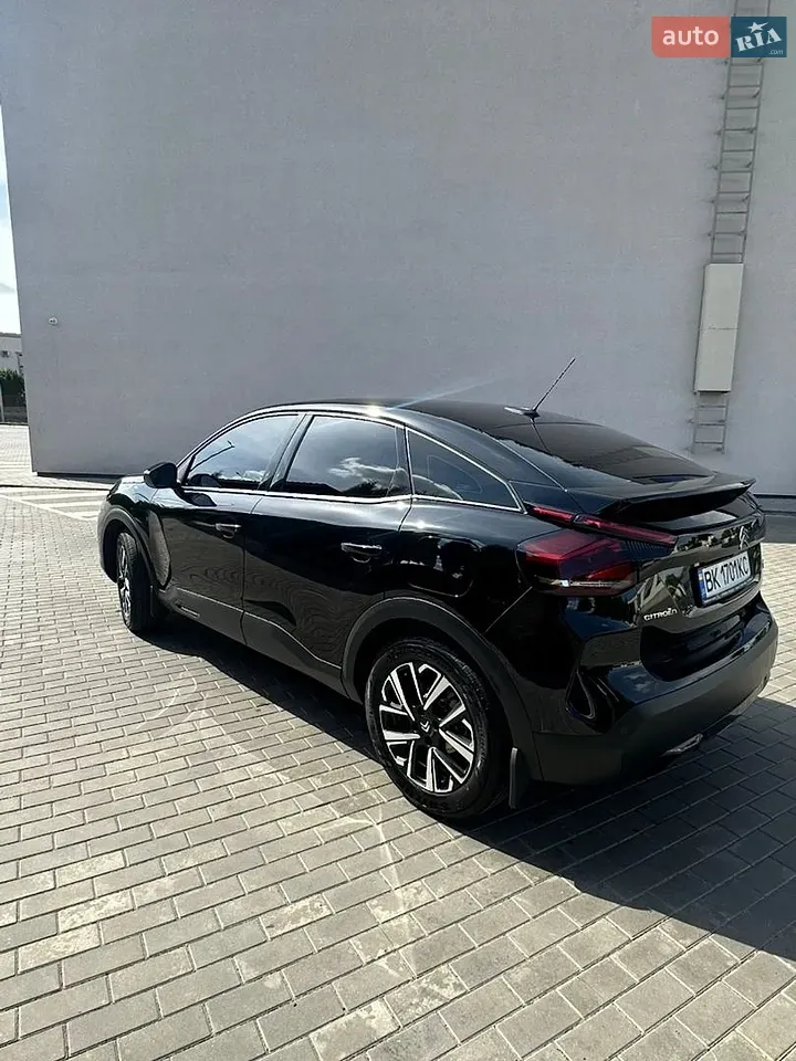 Citroen C4 2023 photo 3