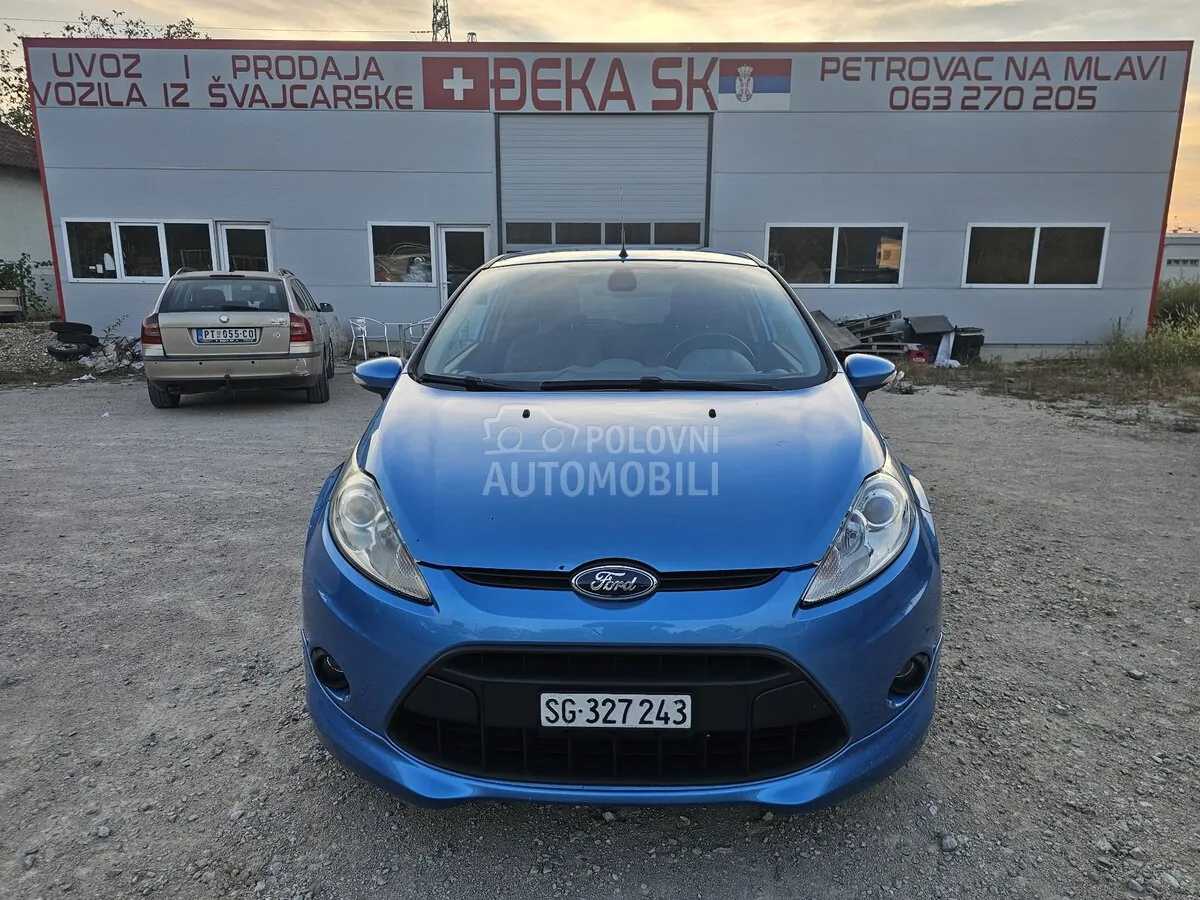 Ford Fiesta 2009 photo 2