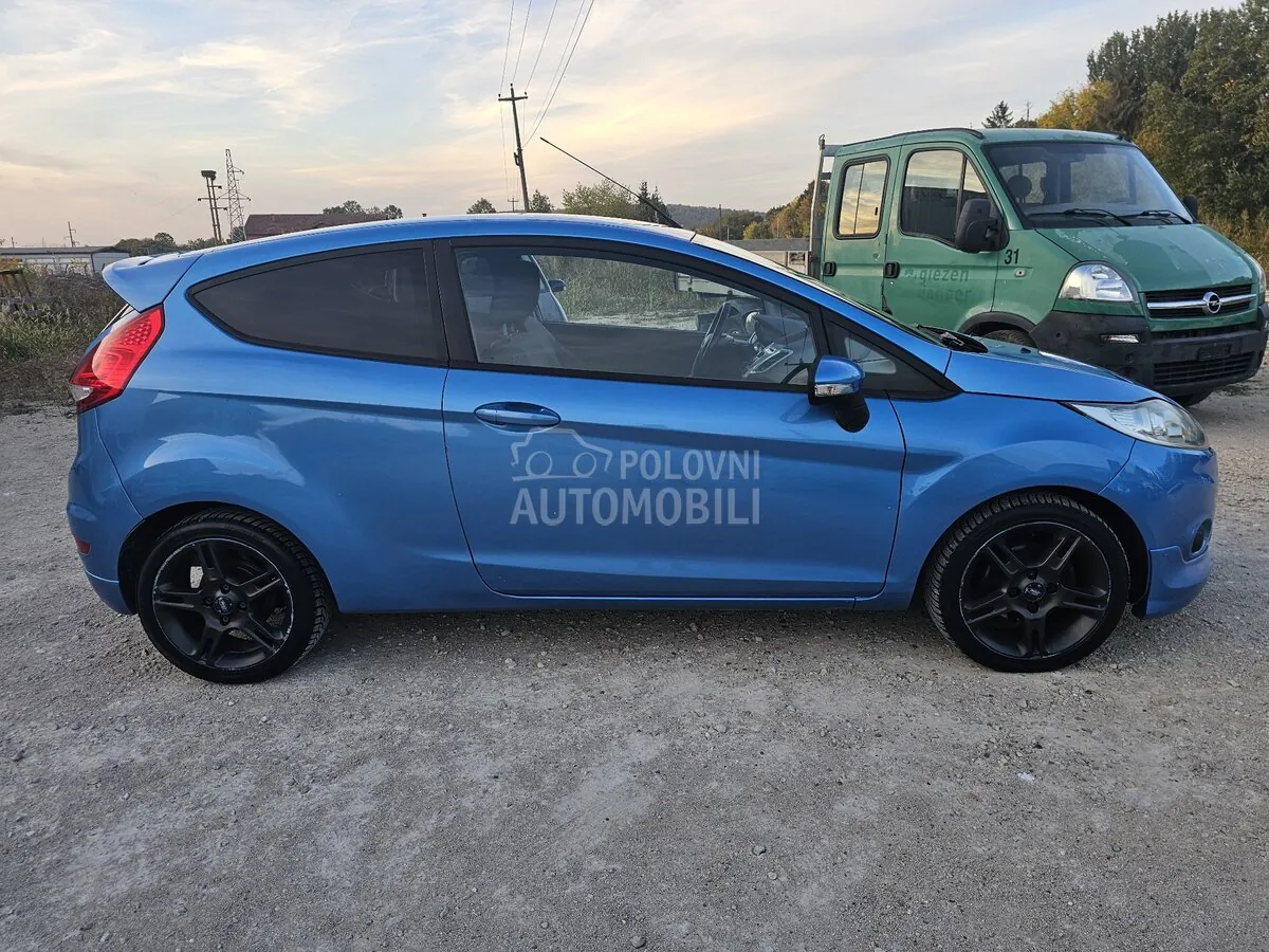 Ford Fiesta 2009 photo 4