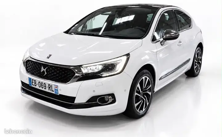 DS Automobiles Ds 4 2016 photo 4