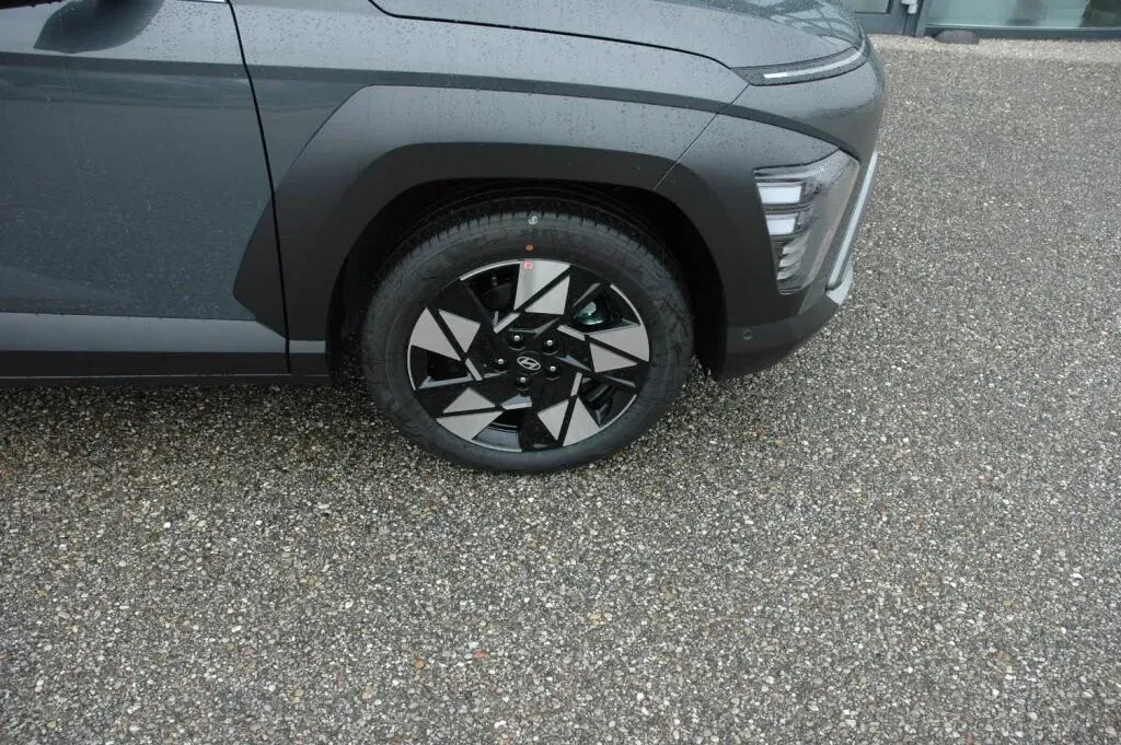 Hyundai Kona 2026 photo 2