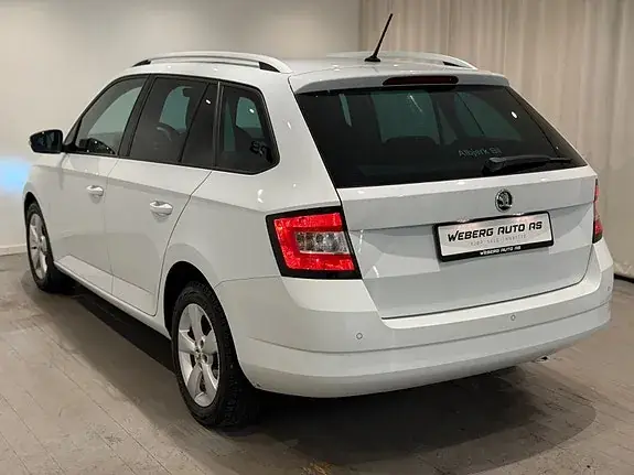 Skoda Fabia 2015 photo 5