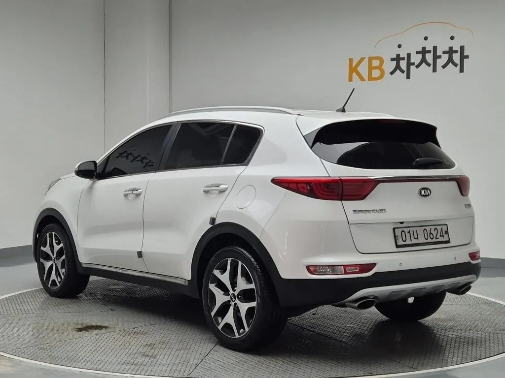 Kia Sportage 2016 photo 2