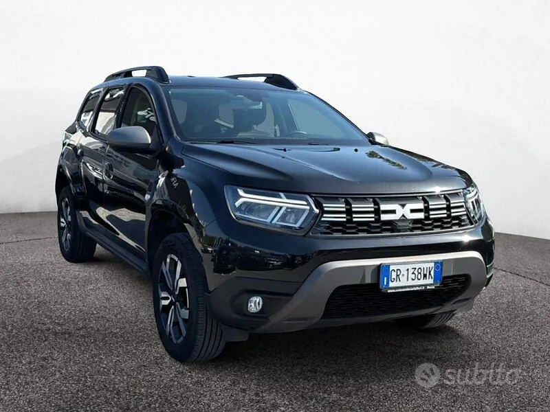 Dacia Duster 2023 photo 2