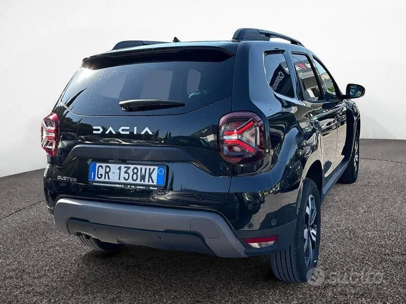 Dacia Duster 2023 photo 3
