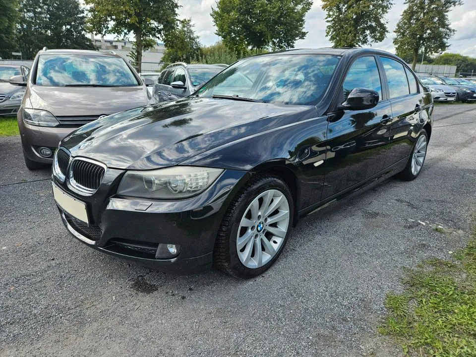 BMW 320I