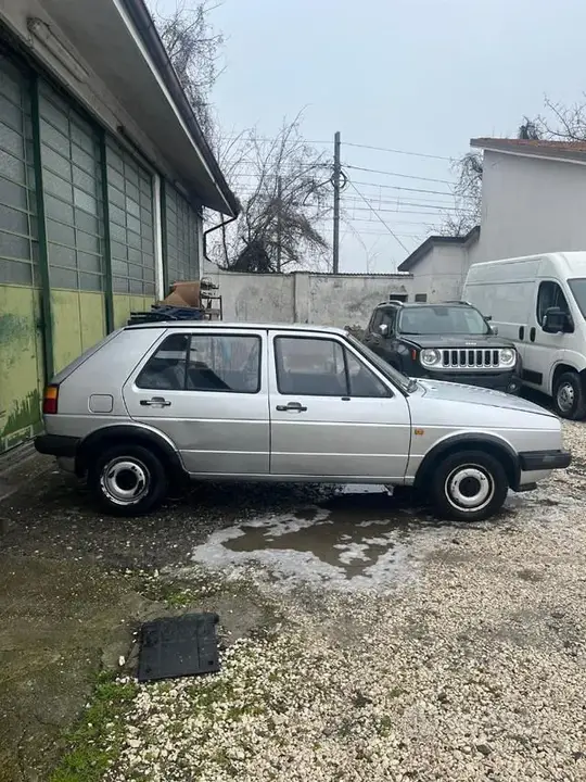Volkswagen Golf 1985 photo 5