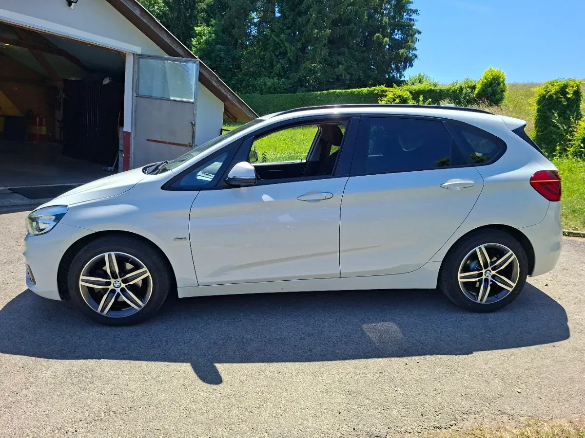 BMW 2 Series 2016 photo 2