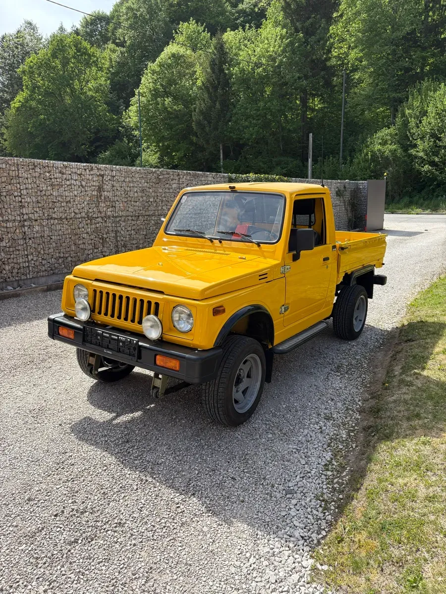 Suzuki Sj 413
