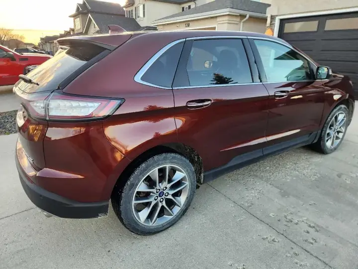 Ford Edge 2016 photo 2