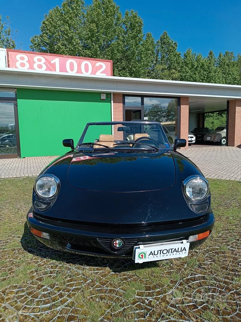 Alfa Romeo Spider 1992 photo 4
