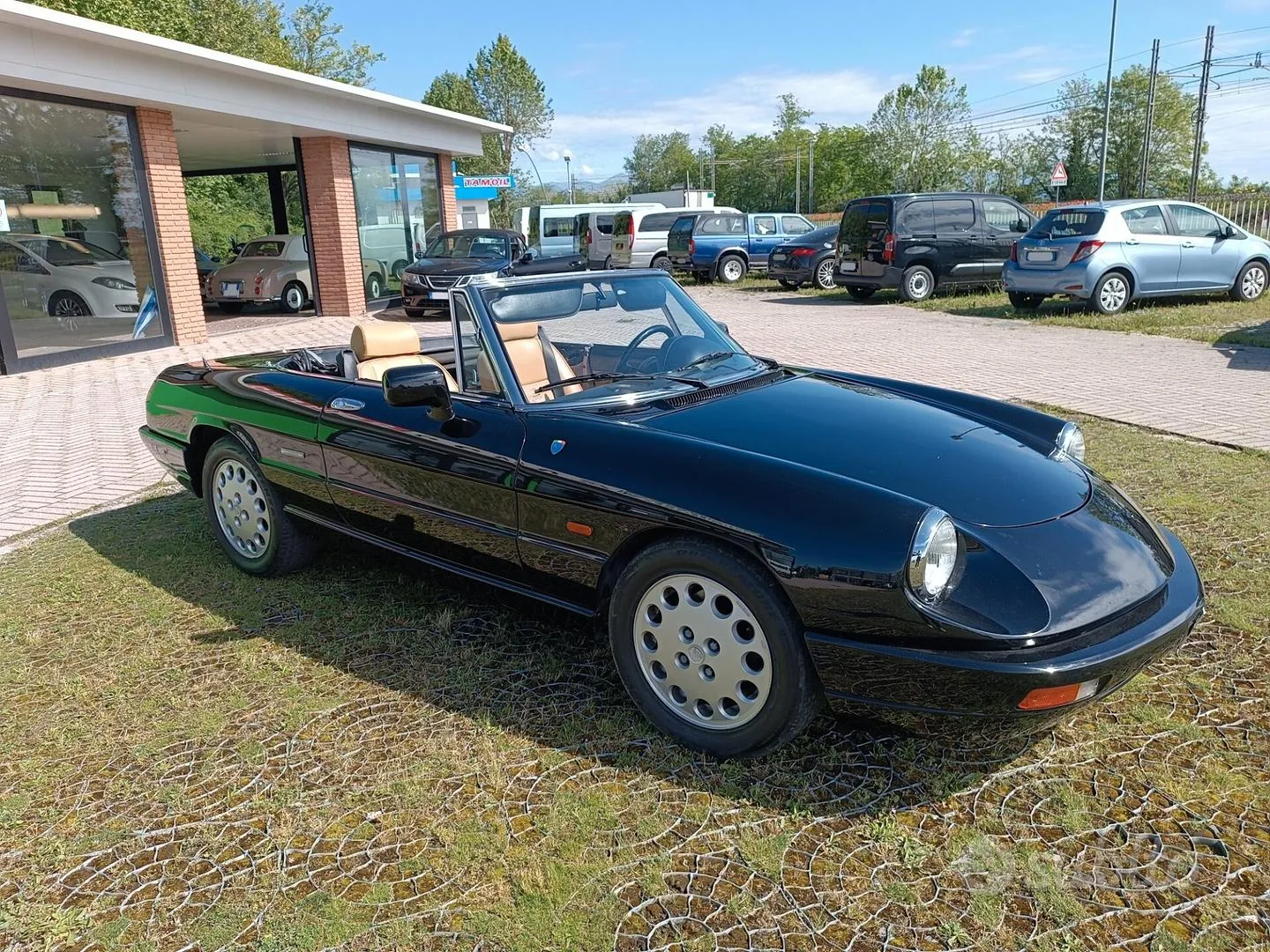 Alfa Romeo Spider 1992 photo 2