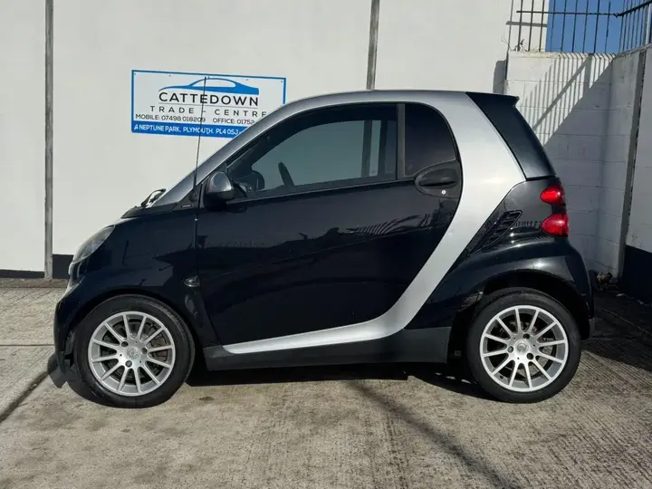 Smart Fortwo 2009 photo 2