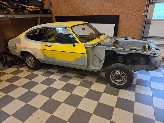 Ford Capri 1976 photo 4