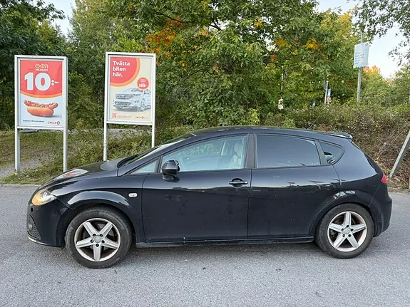 Seat Leon 2010 photo 3