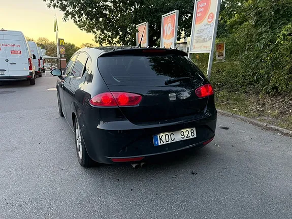 Seat Leon 2010 photo 4