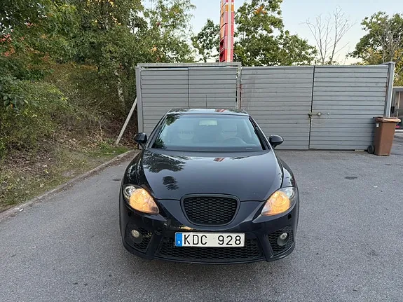 Seat Leon 2010 photo 5