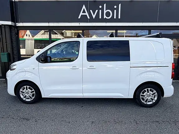 Peugeot Expert 2022 photo 2
