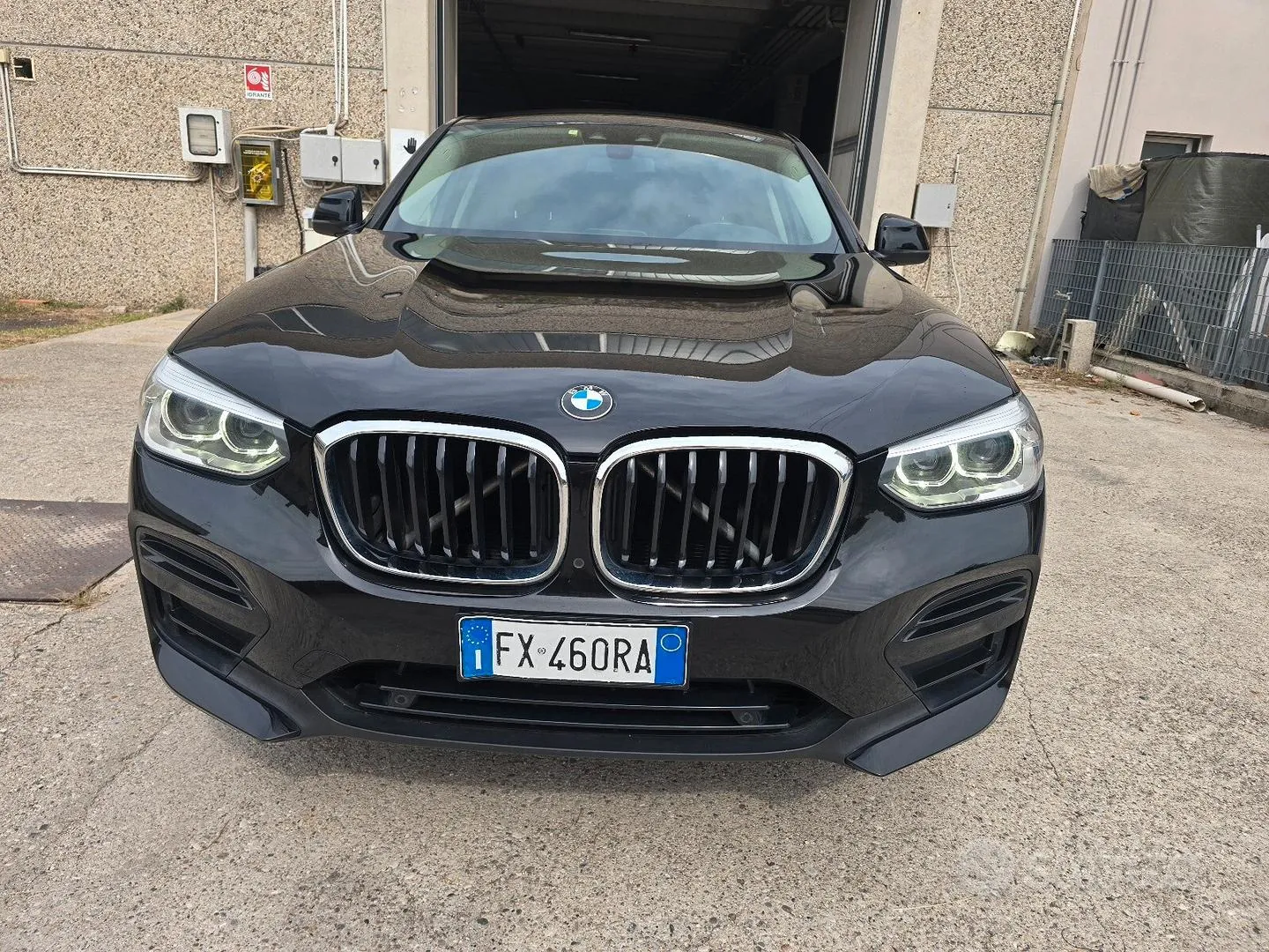 BMW X4 2019 photo 2