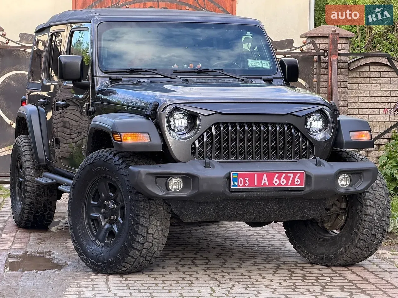 Jeep Wrangler 2018 photo 2