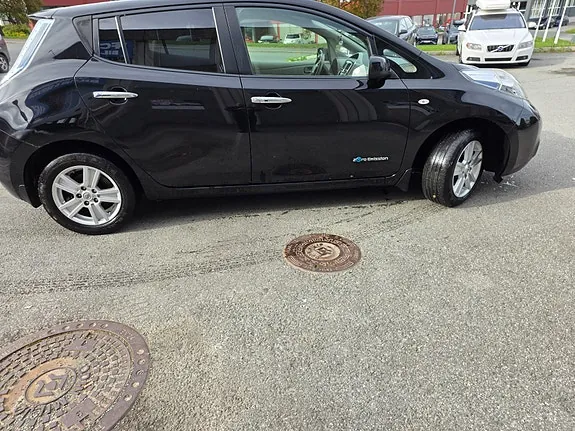 Nissan Leaf 2012 photo 4